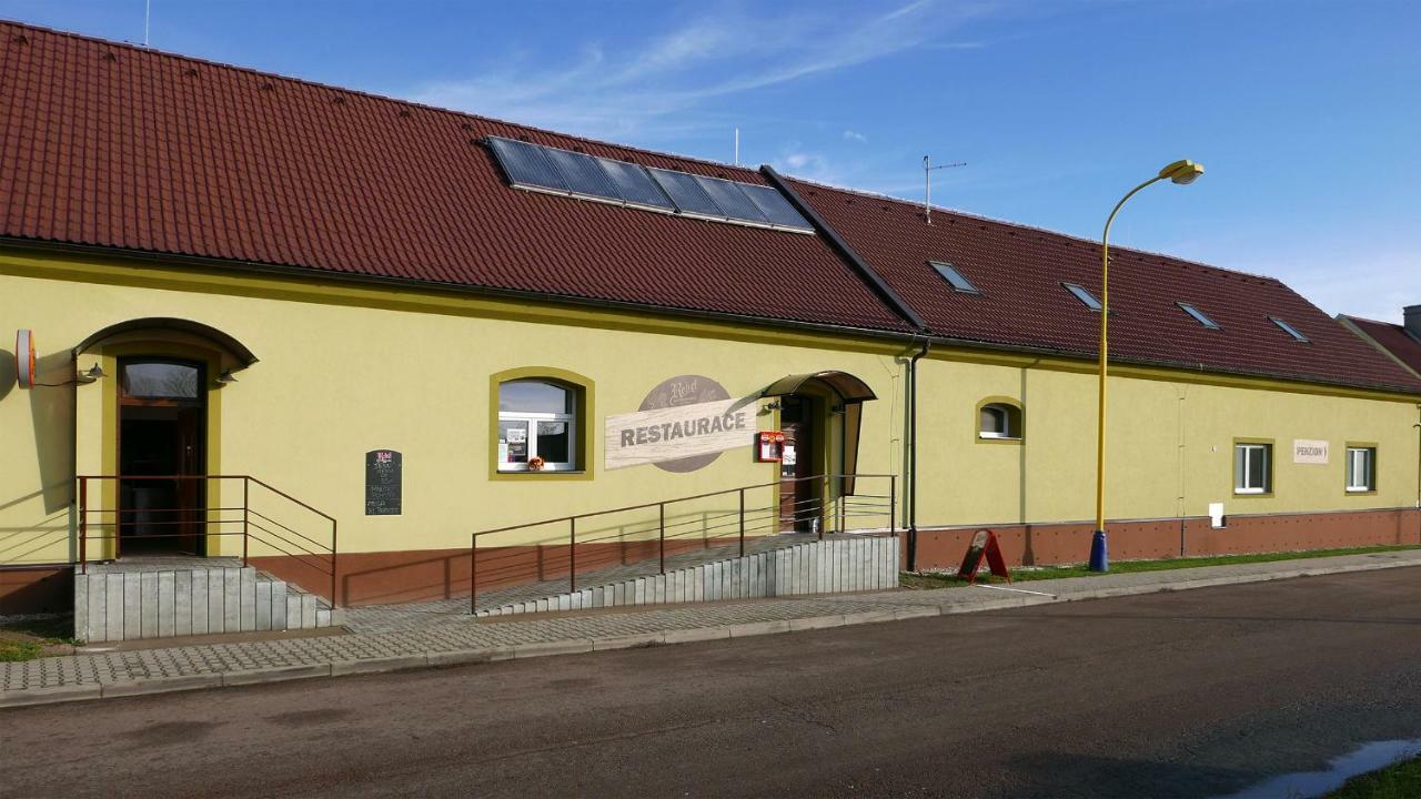 Penzion Rozhovice エクステリア 写真